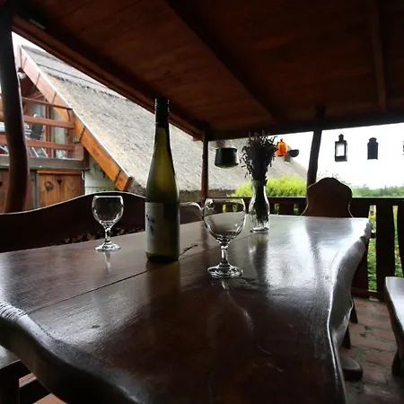 Nadas Vendeghaz Es Wellness - Guest house *