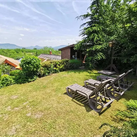 Nadas Vendeghaz Es Wellness - Guest house
