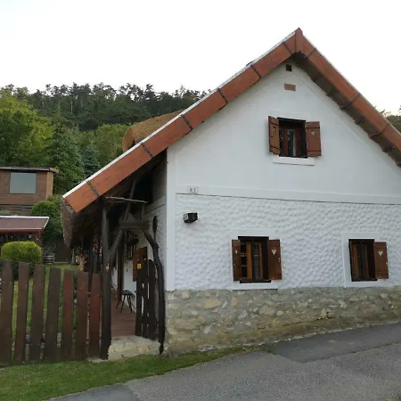 Nadas Vendeghaz Es Wellness - *