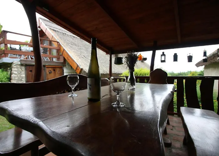 Nadas Vendeghaz Es Wellness - Guest house *